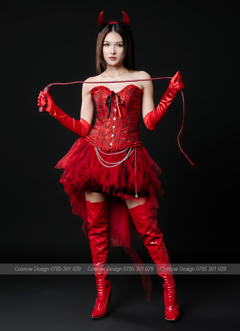 trang phục quỷ đỏ nữ 1