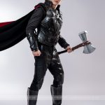 trang phục thần sấm thor 4