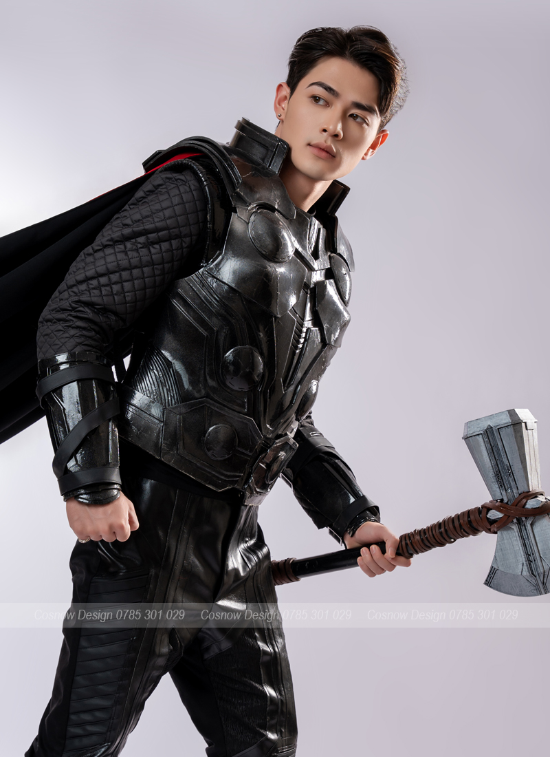 trang phục thần sấm thor 5