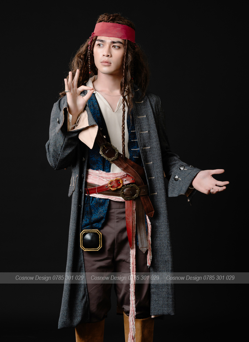 trang phục thuyền trưởng jack sparrow 5